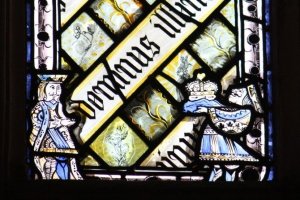 alice-in-wonderland-on-a-stained-glass-window-in-christ-church-colleges-great-hall